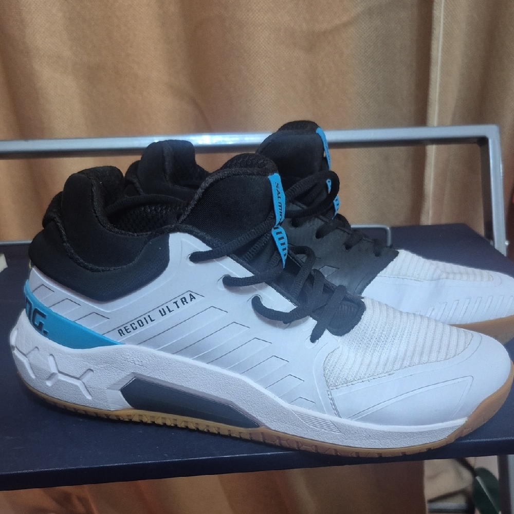 Men's Sneakers - White and Blue